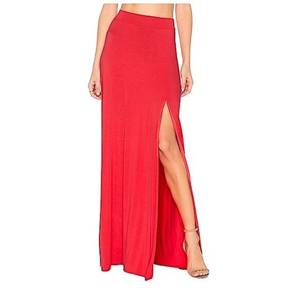 Les Lunes Paris Drop Waist Low Rise Maxi Skirt with 20”Walking Split Red M/L - Picture 1 of 9
